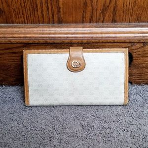 Authentic Vintage Gucci Wallet